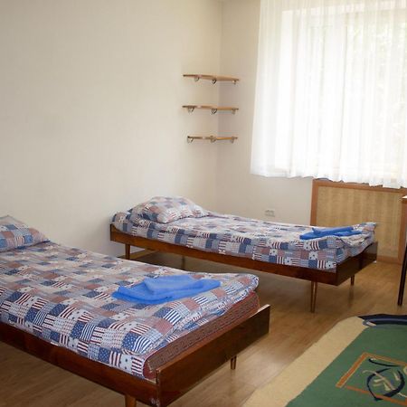 Ala Hostel Almaty Exterior photo